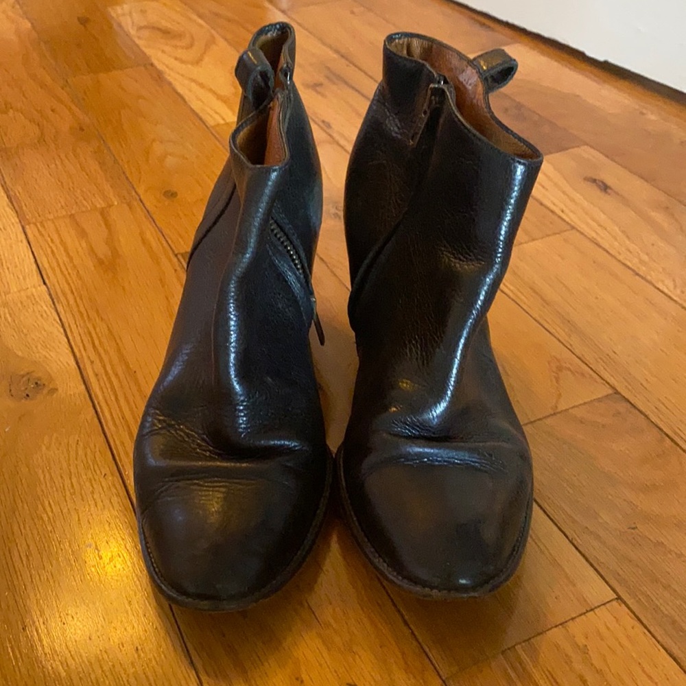 Madewell Black Leather Booties